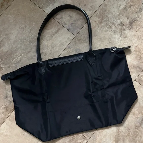 Longchamp x Pokemon Pikachu Le Pliage Large Shoulder Tote Black - Picture 2 of 13